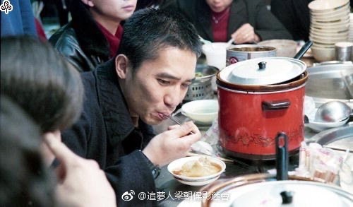 『ブエノスアイレス（Happy Together）』撮影中の梁朝偉（トニー・レオン）©画像内