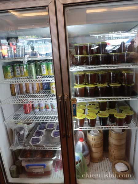 杭州小籠湯包のセルフサービスドリンク