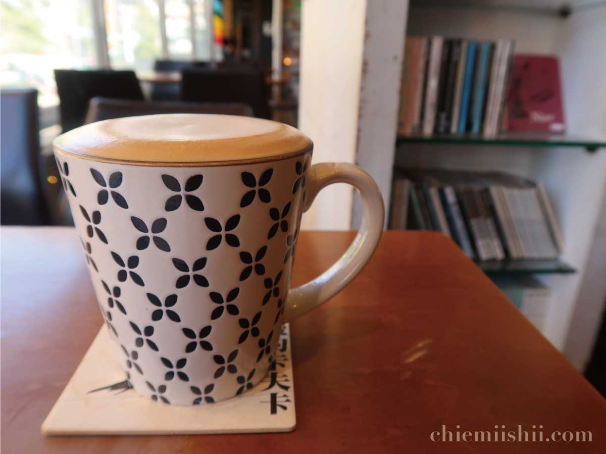 海邊的卡夫卡 Kafka by the Seaの「玫瑰拿鐵（ローズヒップラテ）」